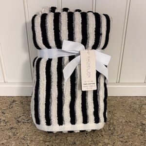 New with Tags Rachel Zoe Black and White Striped Cotton Hand Towels - Set of 2